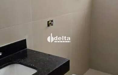 Imagem 15: Apartamento com 4 quartos sendo 1 suíte disponível para venda no bairro...