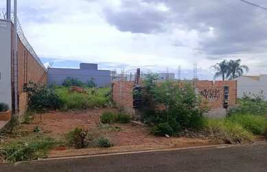 Imagem: O depósito possui 12m² de Área e está localizado em Jardim