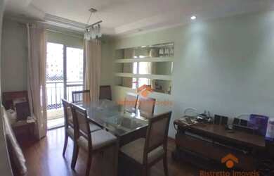 Imagem: O apartamento possui 3 Dormitórios, 1 Banheiro, 1 Vaga na garagem