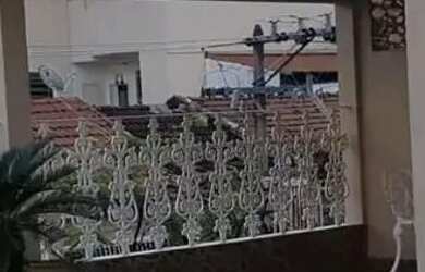 Imagem: A casa possui 5 Dormitórios, 4 Banheiros, 230m² de Área e