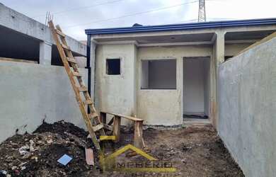 Imagem: A casa possui 2 Dormitórios, 1 Banheiro, 1 Vaga na garagem