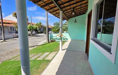 Imagem: A casa possui 3 Dormitórios, 1 Banheiro, 4 Vagas na garagem