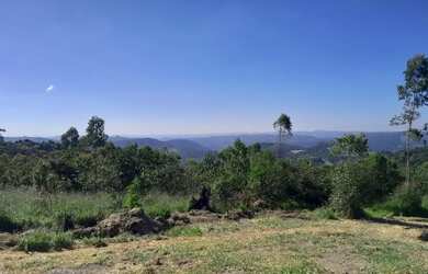 Imagem: O terreno possui 1000m² de Área e Imóvel novo e está localizado