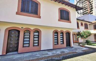 Imagem: A casa possui 2 Dormitórios, 2 Banheiros, 1 Vaga na garagem