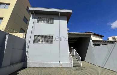 Imagem: A casa possui 4 Dormitórios, 4 Banheiros, 200m² de Área e