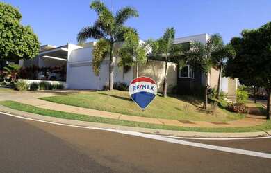 Imagem 2: LINDA RESIDÊNCIA. Piscina, Área de serviço, 200m² de Áreae4 Vagas...