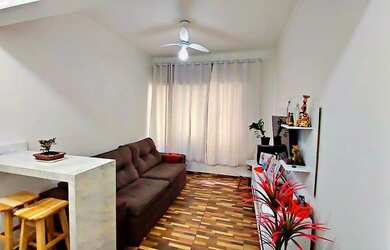 Imagem: O apartamento possui 1 Dormitório, 1 Banheiro, 1 Vaga na garagem