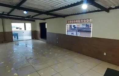 Imagem 1: ALUGO UM SALÃO DE FESTA. Churrasqueira, 3 Vagas na garageme3 Dormitórios