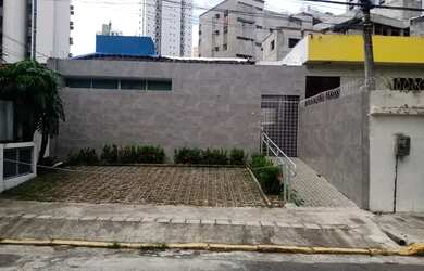 Imagem: A casa possui 5 Dormitórios, 5 Banheiros e 172m² de Área