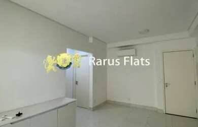 Imagem: O studio possui 1 Dormitório, 1 Banheiro, 1 Vaga na garagem