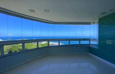 Imagem: O apartamento possui 4 Dormitórios, 5 Banheiros, 3 Vagas na