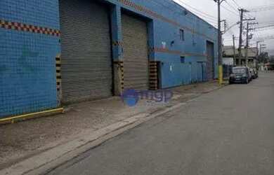 Imagem: O depósito possui 5 Vagas na garagem, 1.600m² de Área e