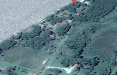 Imagem: O terreno possui 318m² de Área, Churrasqueira e está localizado