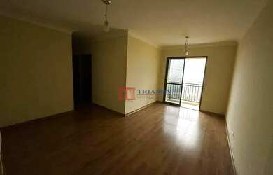 Imagem: O apartamento possui 3 Dormitórios, 2 Banheiros, 3 Vagas na