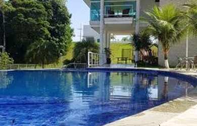 Imagem: O terreno e possui Dormitórios, Suítes, Banheiros, 360-0m²