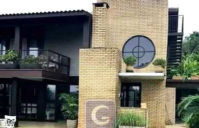 Imagem: A casa possui 3 Dormitórios, 2 Banheiros, 181m² de Área e