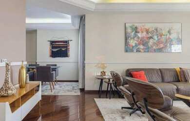 Imagem: O apartamento possui 4 Dormitórios, 1 Banheiro, 3 Vagas na