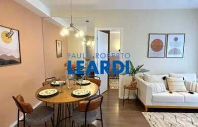 Imagem: O apartamento possui 1 Dormitório, 1 Banheiro, 1 Vaga na garagem