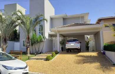 Imagem: A casa em condomínio possui 3 Dormitórios, 5 Banheiros, 4