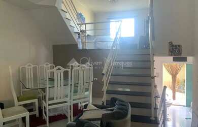 Imagem: A casa possui 3 Dormitórios, 4 Banheiros, 4 Vagas na garagem