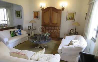 Imagem: O apartamento possui 4 Dormitórios, 5 Banheiros, 3 Vagas na