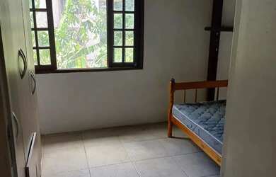 Imagem 8: quarto republica UFSC. Área de serviço, 100m² de Área, 1 Banheiroe1...