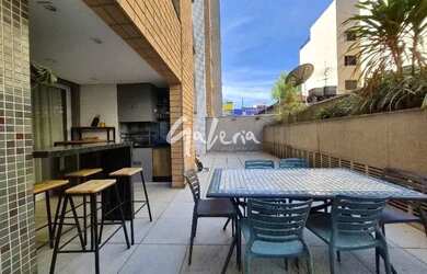 Imagem: O apartamento possui 2 Dormitórios, 2 Banheiros, 2 Vagas na