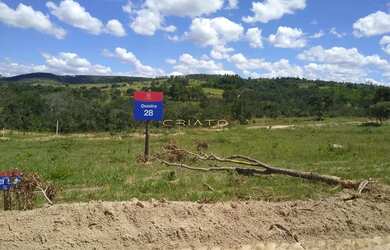 Imagem: O terreno possui 513m² de Área e está localizado em Abadiânia