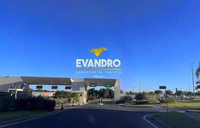 Imagem: O terreno possui 460-0m² de Área e está localizado em Cuiabá