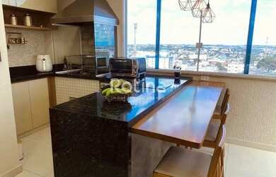 Imagem: O apartamento possui 3 Dormitórios, 5 Banheiros, 2 Vagas na