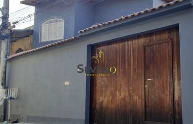 Imagem: A casa possui 2 Dormitórios, 1 Banheiro, 2 Vagas na garagem