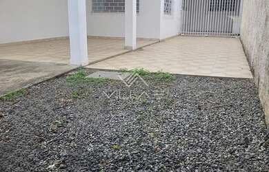 Imagem 4: Casa com 02 dormitórios e quintal amplo