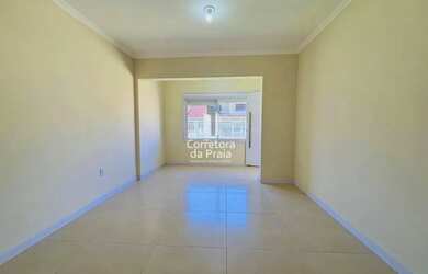 Imagem 9: Casa para Venda em Tramandaí, Centro, 4 dormitórios, 2 suítes, 4 banheiros,...