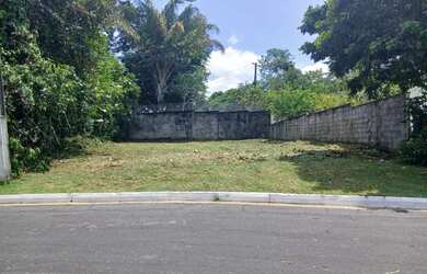 Imagem: O terreno possui 381.700m² de Área e está localizado em