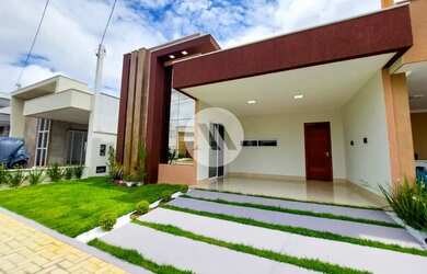 Imagem: A casa em condomínio possui 3 Dormitórios, 3 Banheiros, 2