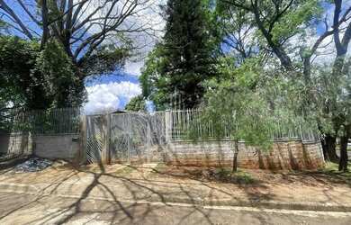 Imagem: O terreno possui 230m² de Área e está localizado em Itaipu