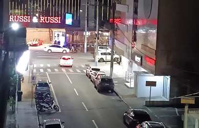 Imagem: O apartamento possui 3 Dormitórios, Acomodam 8 pessoas, 1 Vaga