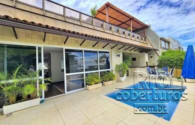 Imagem: O apartamento na cobertura possui 4 Dormitórios, 5 Banheiros