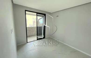 Imagem: O apartamento à venda possui 3 Dormitórios, 2 Banheiros, 2