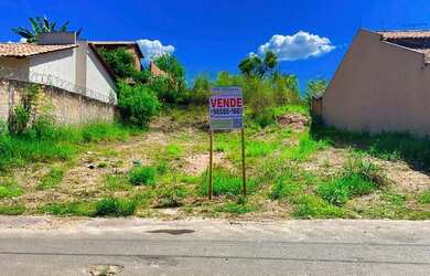 Imagem: O terreno à venda possui e está localizado em Jardim Ipanema
