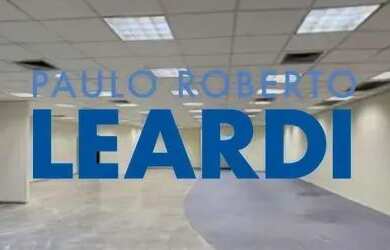 Imagem: O depósito possui 5 Vagas na garagem e 960m² de Área e está