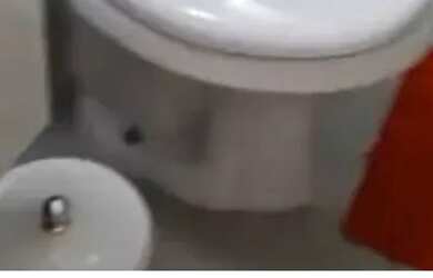 Imagem: A casa possui 2 Dormitórios, 1 Banheiro, 1 Vaga na garagem