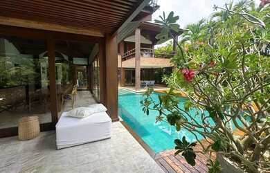 Imagem: A casa em condomínio possui 4 Dormitórios, 5 Banheiros, 3