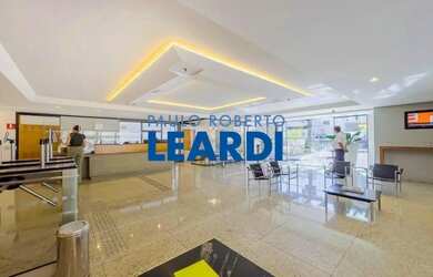 Imagem: O depósito possui 4 Vagas na garagem, 123m² de Área, Imóvel