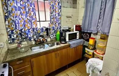 Imagem 15: Casa na Rua Marista, Partenon, com 11,00 de frente por 23,00 de frente...