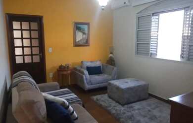 Imagem: Casa em Rua Ernesto Schauviliege - São Benedito - Guaratinguetá/SP