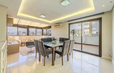 Imagem: O apartamento na cobertura possui 3 Dormitórios, 2 Banheiros