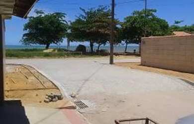 Imagem: A casa possui 2 Dormitórios, 2 Banheiros, 80m² de Área e