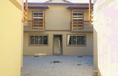 Imagem: A casa possui 2 Dormitórios, 1 Banheiro, 1 Vaga na garagem