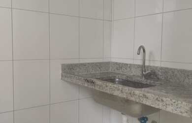 Imagem 8: Sala-comercial-Em-edificio-para-Venda-e-Aluguel-em-Pitangueiras-Guaruja-SP